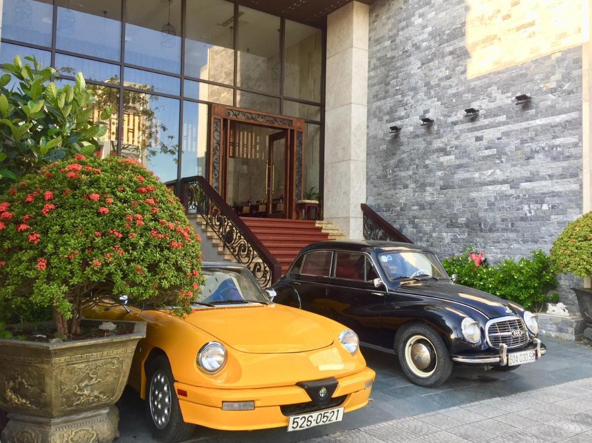 Nostalgia Boutique Hotel Дананг Экстерьер фото